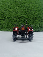 Messy F 9000 Model Tractor - Image 2
